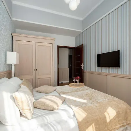 شقة Dune - Z Widokiem Na Basen I Morze By Renters ميلنو