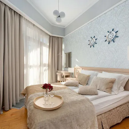 Dune - Z Widokiem Na Basen I Morze By Renters